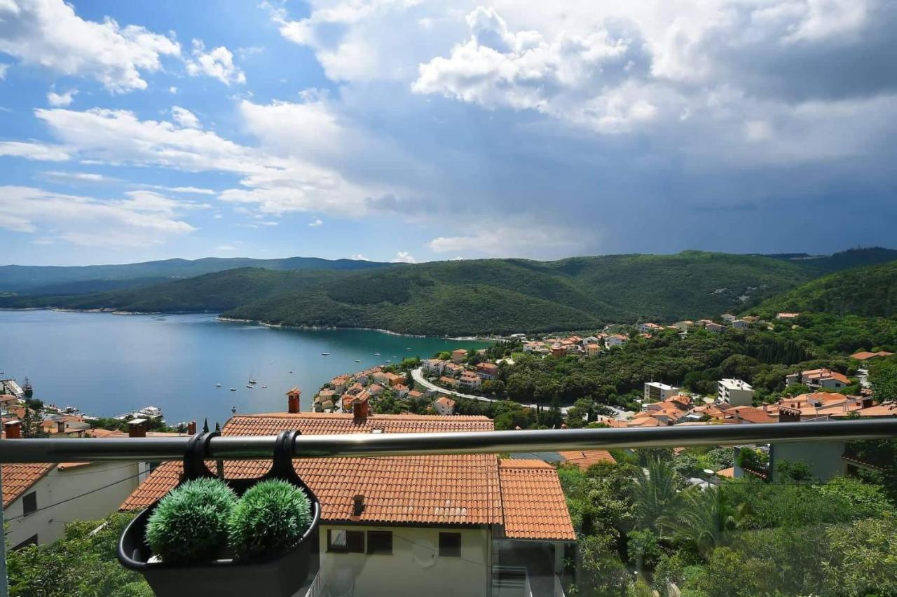 Apartment Vanilla I With Beautiful Seaview Rabac Kültér fotó